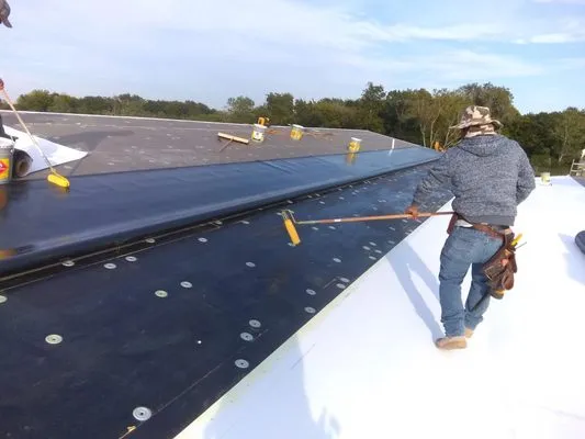 Castro Group Construction Logo