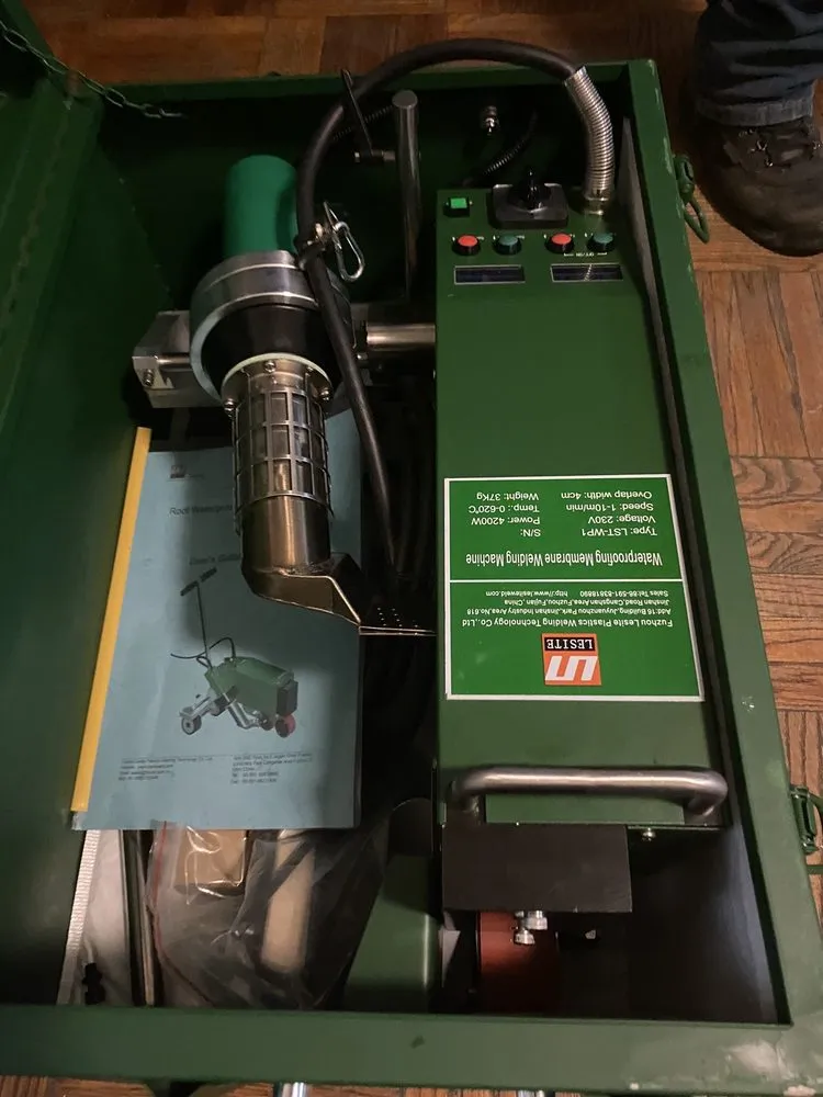 Slide of Castro Roofing DMV