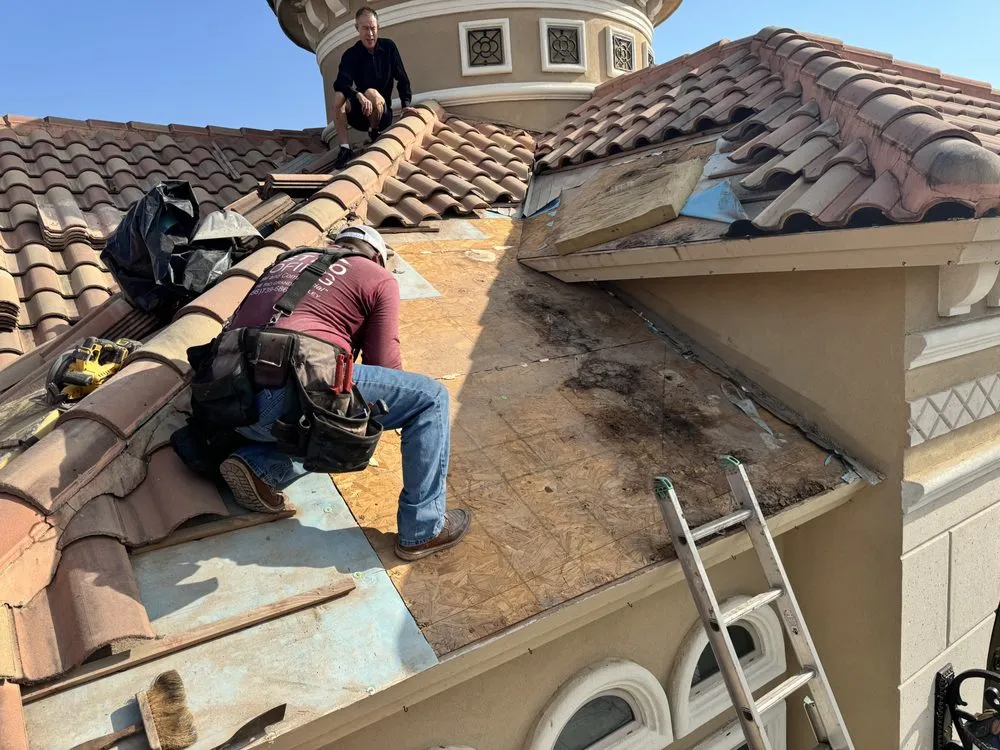 Slide of Castro Roofing