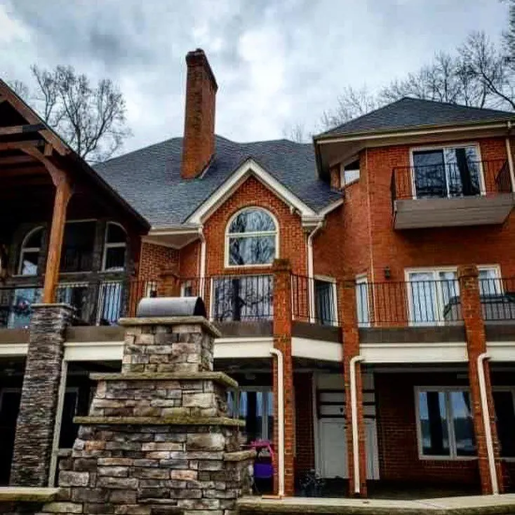 Top-rated roof repair in Henrico, VA by CB Chandler Roofing