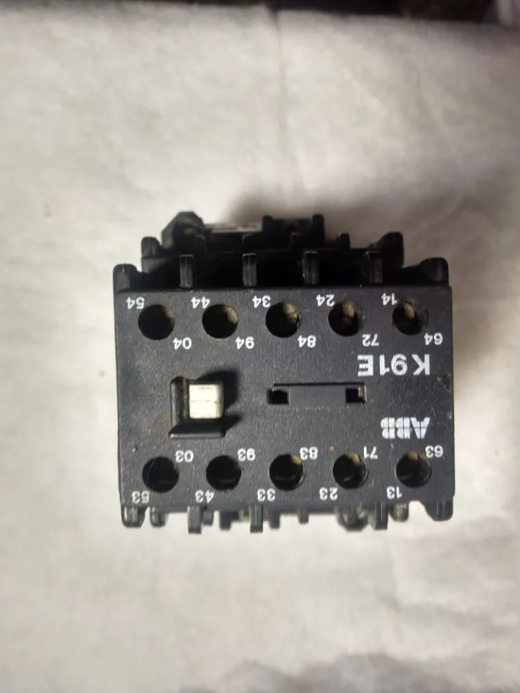 Slide of CB Maintenance and E-Commerce