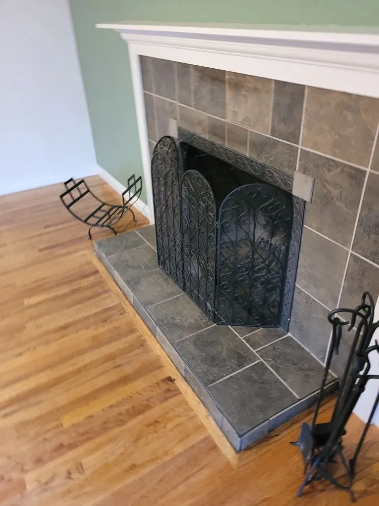 Slide of CB Maintenance and E-Commerce