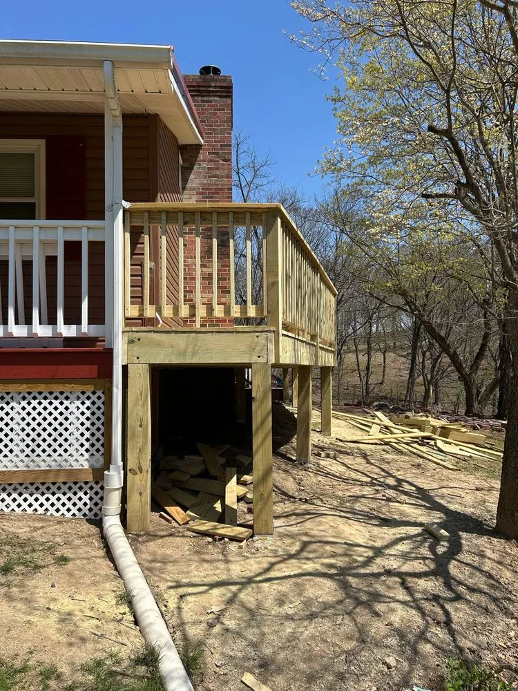 Top-rated roof repair with free inspection across Burlington, WV - CB&E Builders