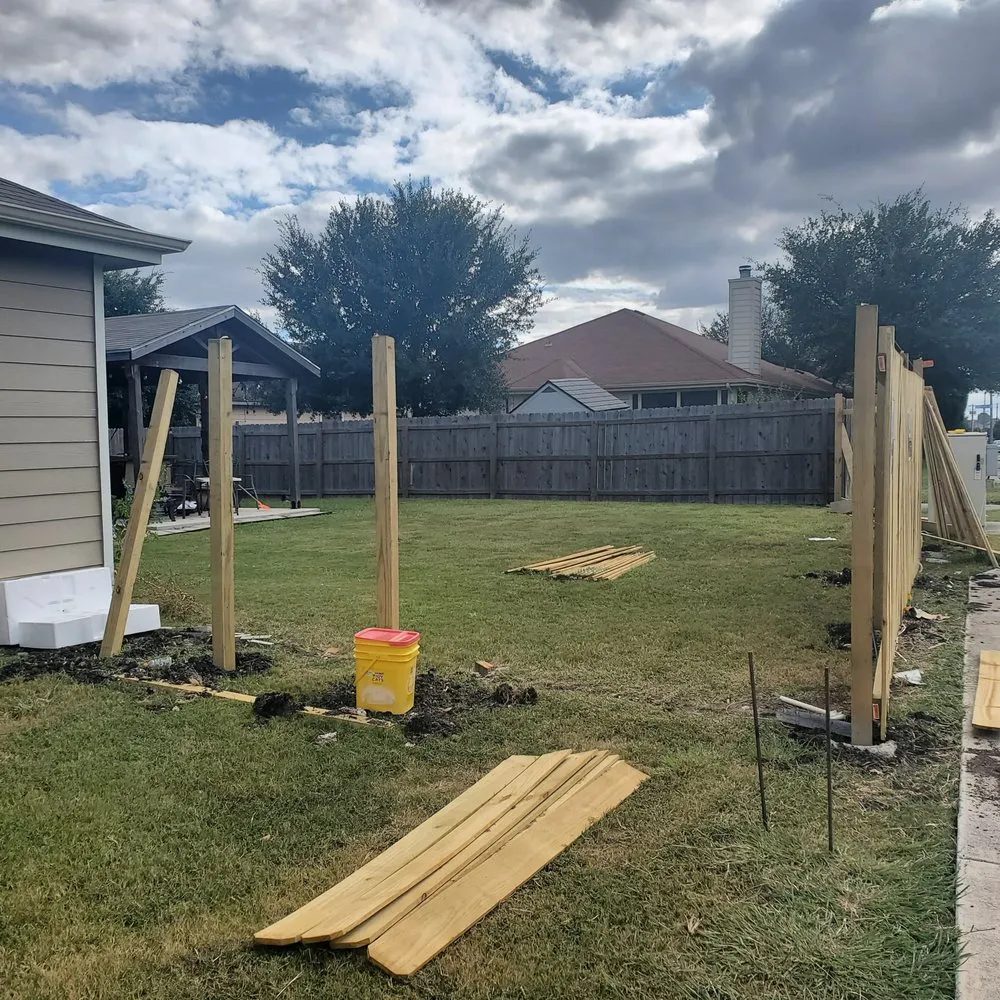 Slide of CBL Fencing and Roofing