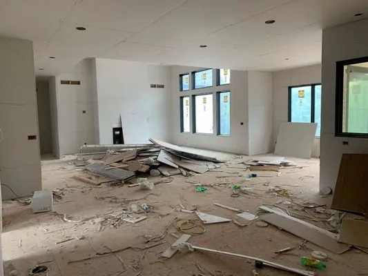 CC Contracting And Claims Specialist Logo