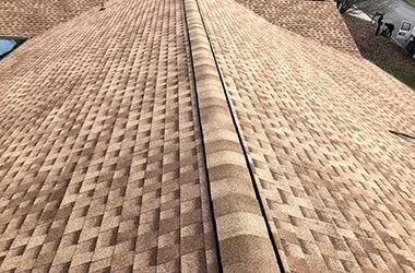 Slide of Cáceres Roofing