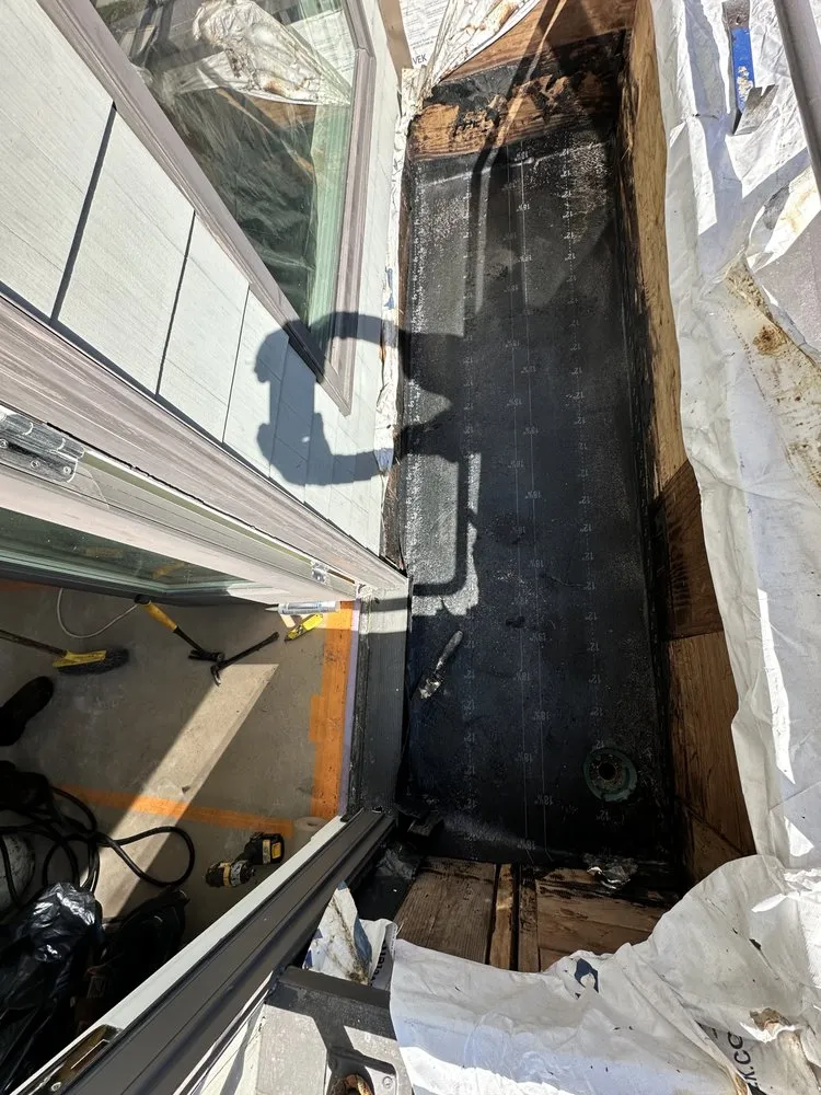 Slide of Ccj Roofing