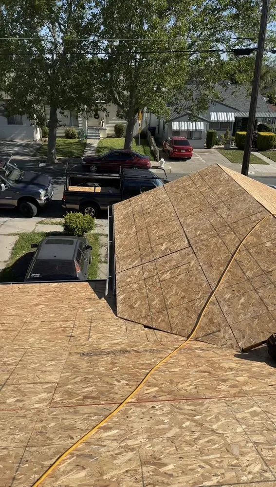 Slide of Ccj Roofing