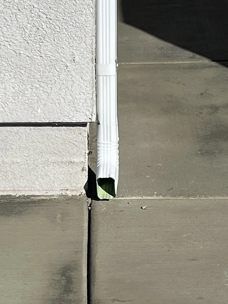 Slide of CCR Seamless Rain Gutters