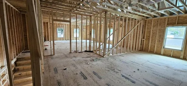 CCS Construction & Roofing Logo