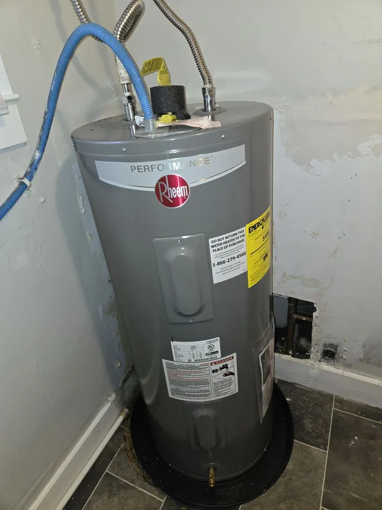 Slide of C&D Renovations and Automotive