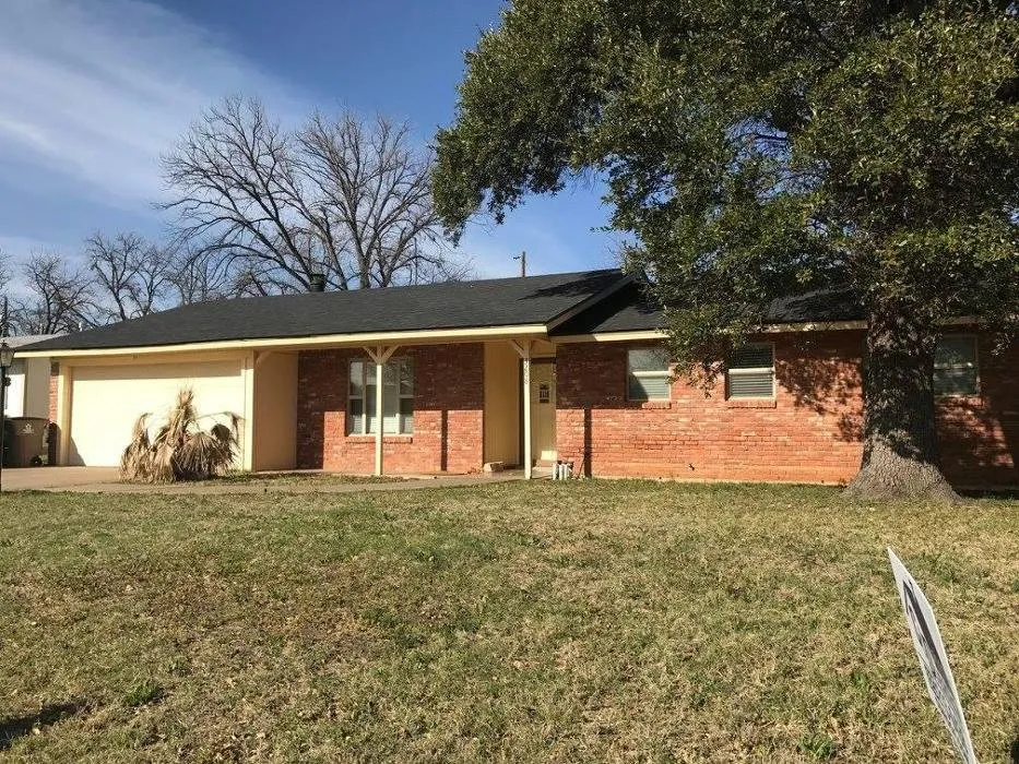 Slide of C&D Roofing and Reconstruction