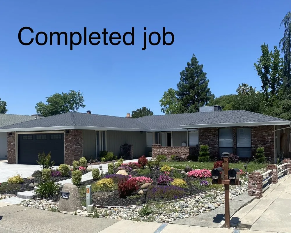 Slide of C&D Roofing