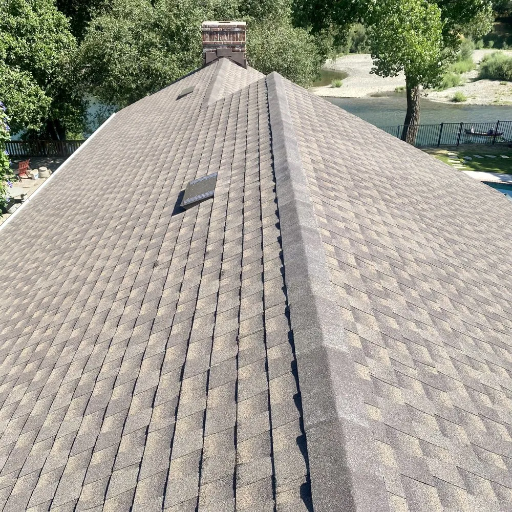 Slide of C&D Roofing