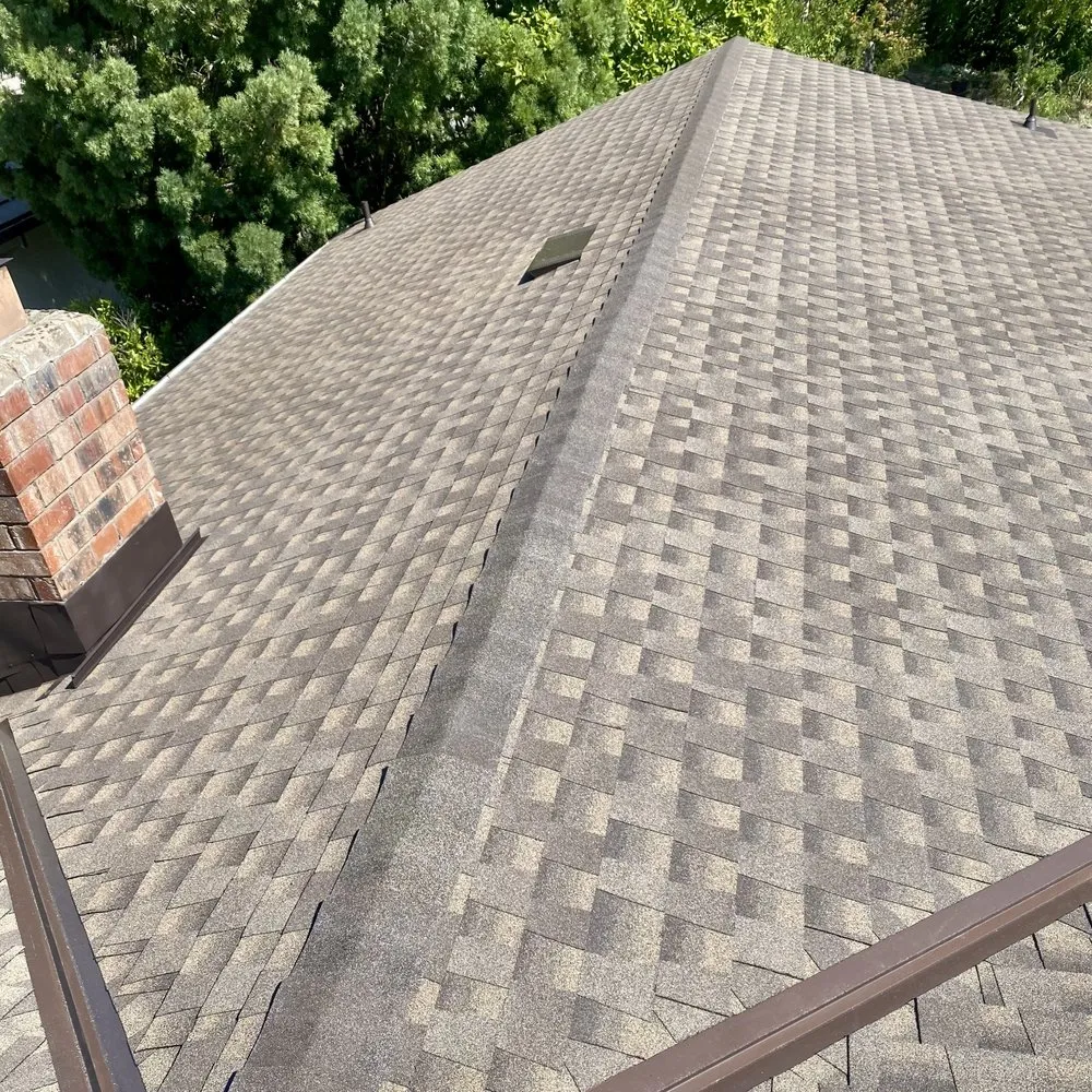 Slide of C&D Roofing