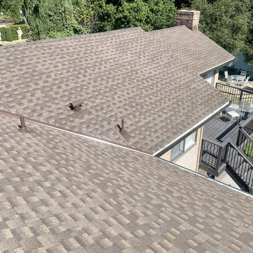 Slide of C&D Roofing