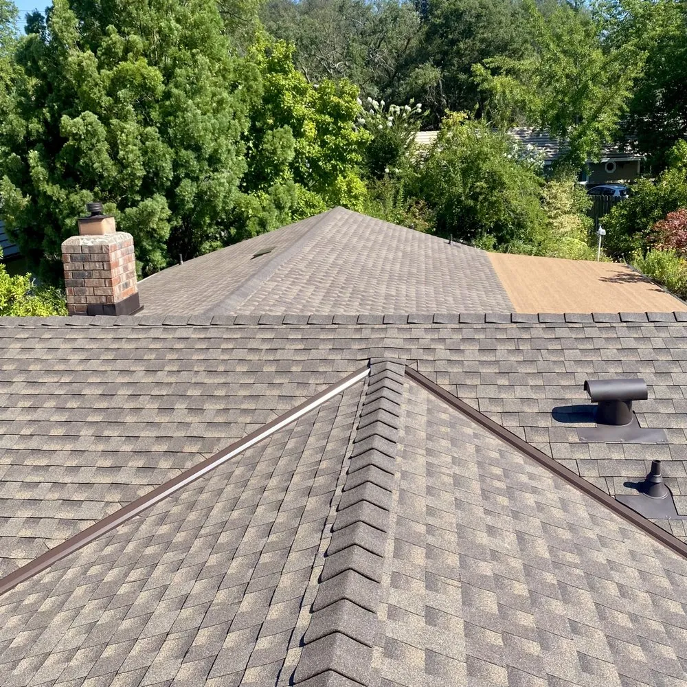 Slide of C&D Roofing