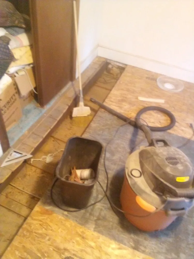 Slide of C.D.E.C. Contractors & Roofing