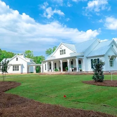 C.E. Bourne & Co Logo