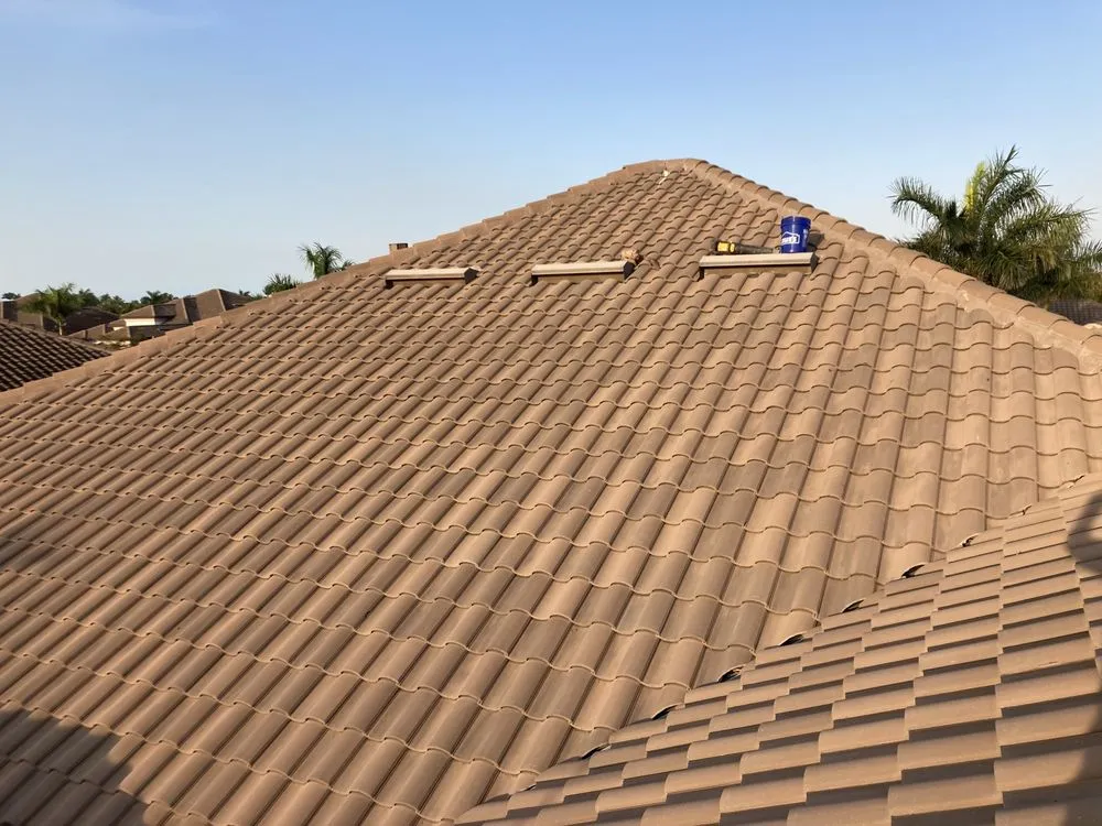 Slide of C&E Soft Wash Solutions