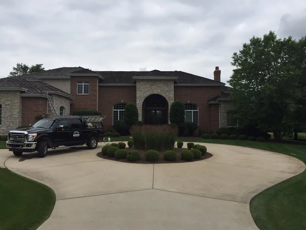 Slide of Cedar Roof Guys