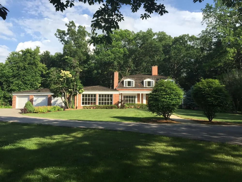 Slide of Cedar Roof Guys