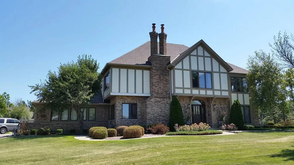 Slide of Cedar Roofing Company