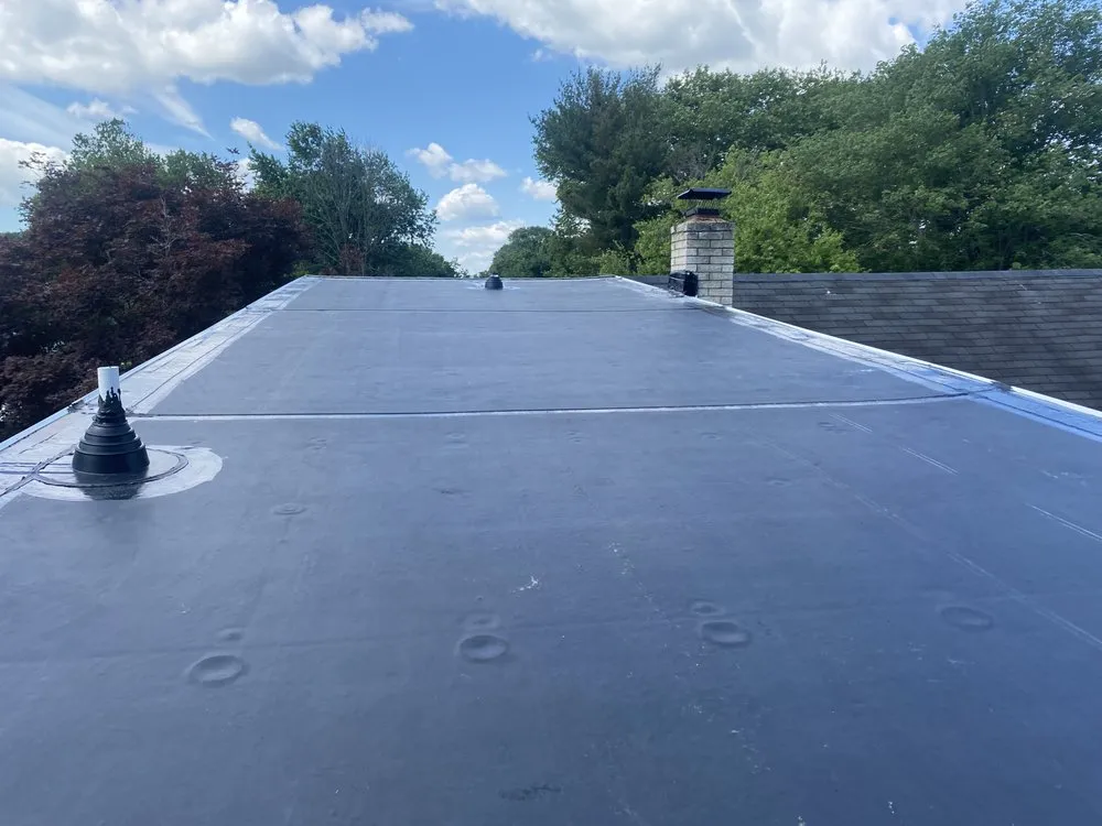 Slide of Cedric Roofing & Construction