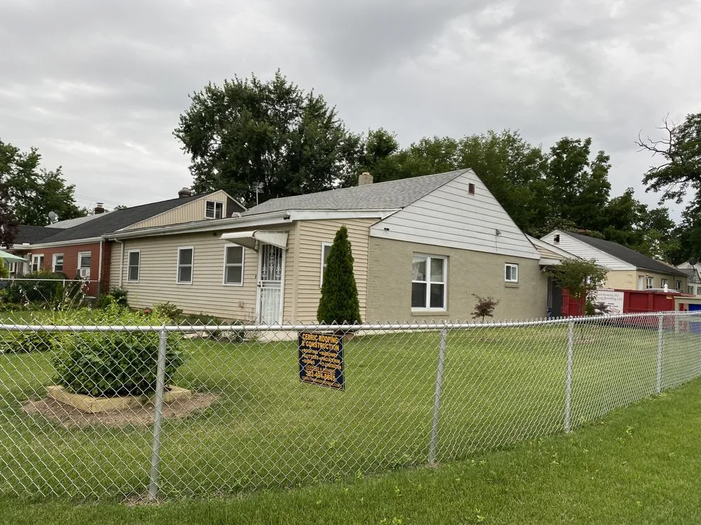 Slide of Cedric Roofing & Construction