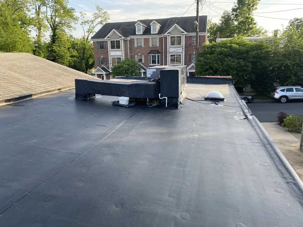 Slide of Cedric Roofing & Construction