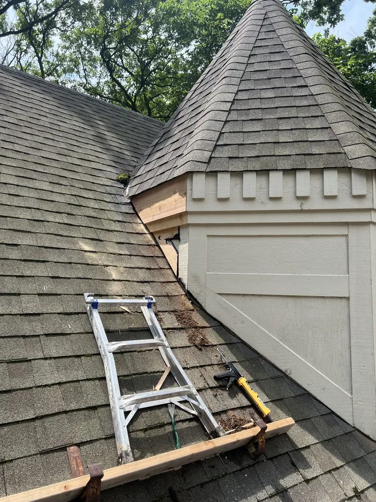 Slide of Cenicero’s Construction