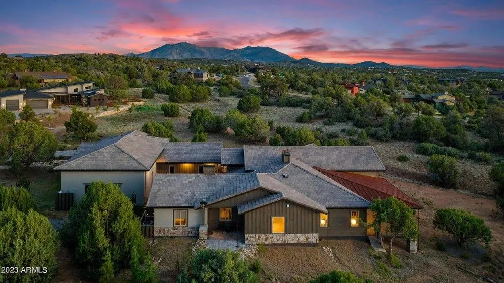Slide of Central Basin Roofing