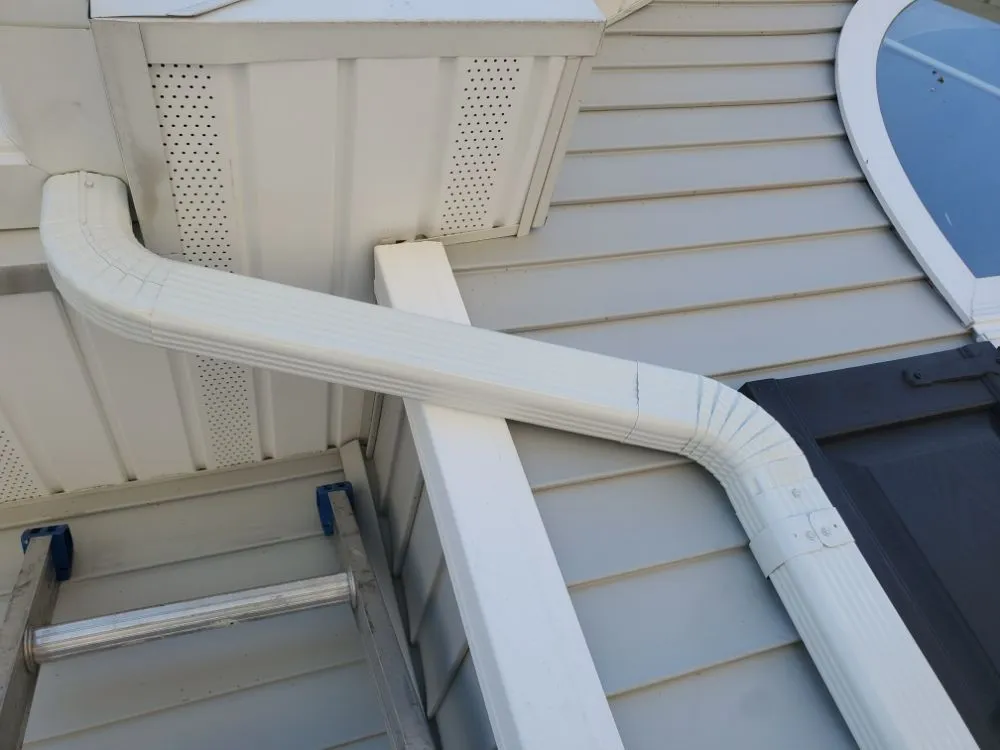 Slide of Central Islip Gutter Clean and Repair