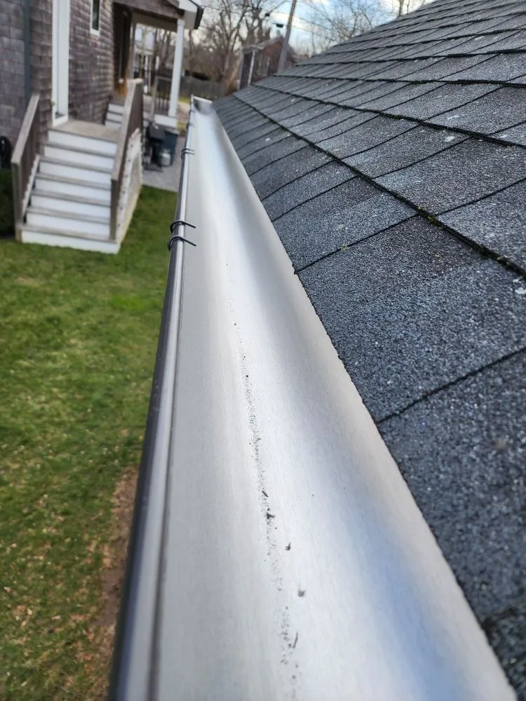 Slide of Central Islip Gutter Clean and Repair