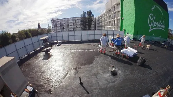 Central Roofing Company Logo