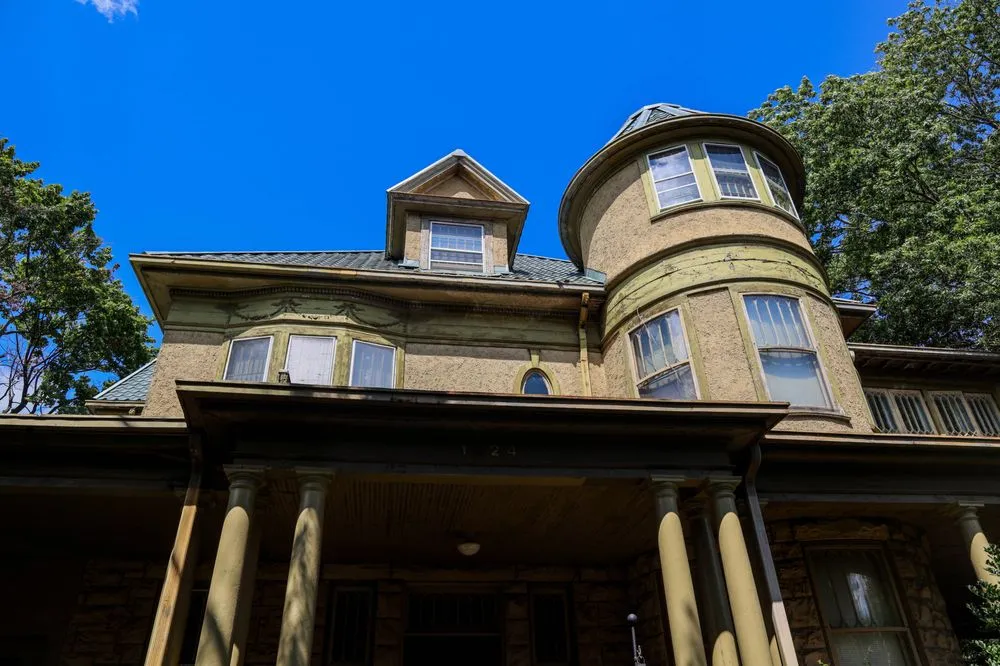 Slide of Cenvar Roofing - Lynchburg