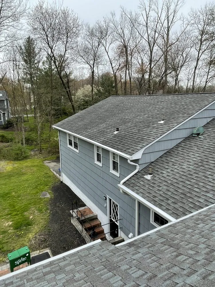 Slide of Cenzo Construction