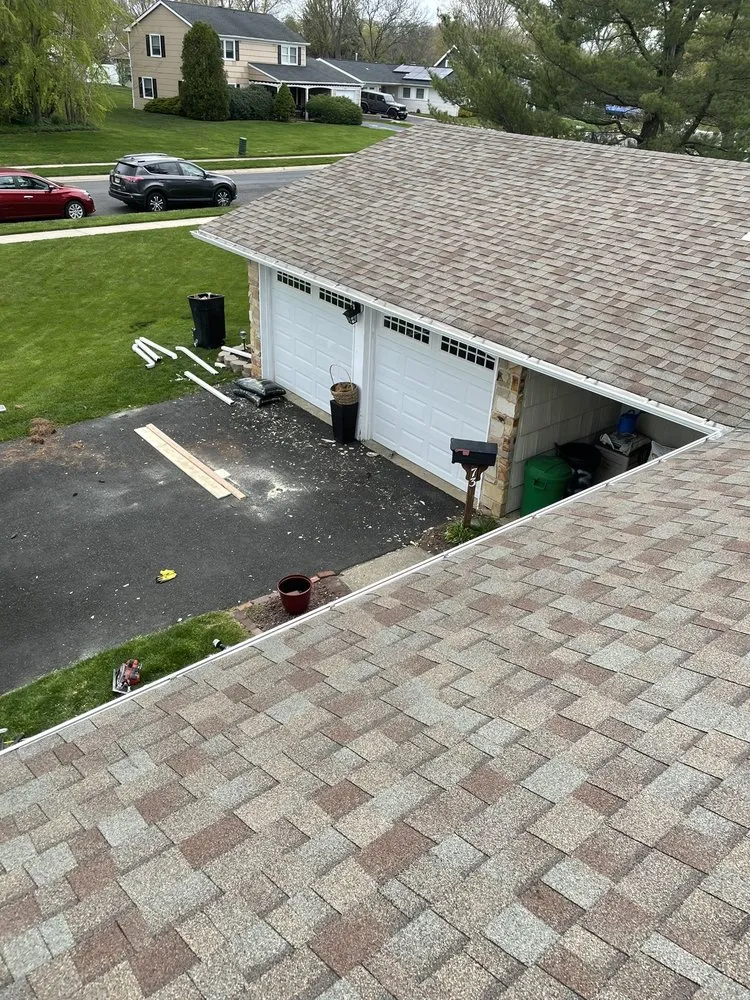 Slide of Cenzo Construction