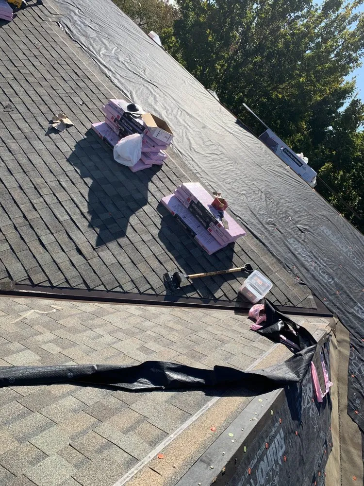 Slide of Cervantes Roofing