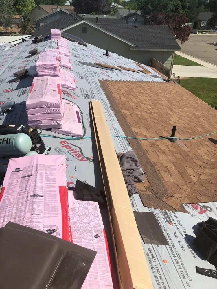 Slide of Cervantes Roofing