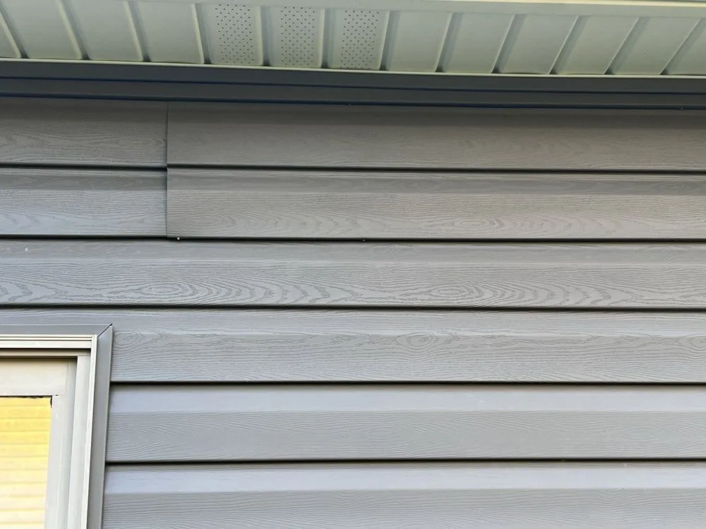 Slide of Cervices Roofing, Gutters, and Siding