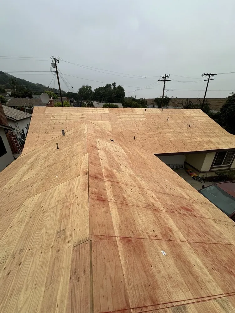 Slide of Cervus Solar & Construction