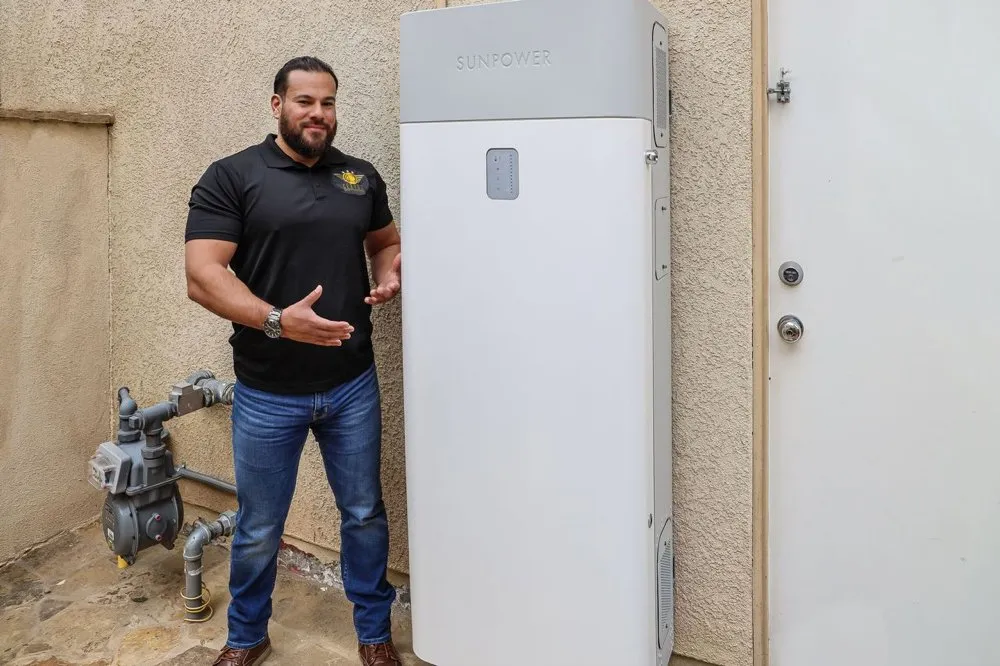 Slide of Cervus Solar & Construction