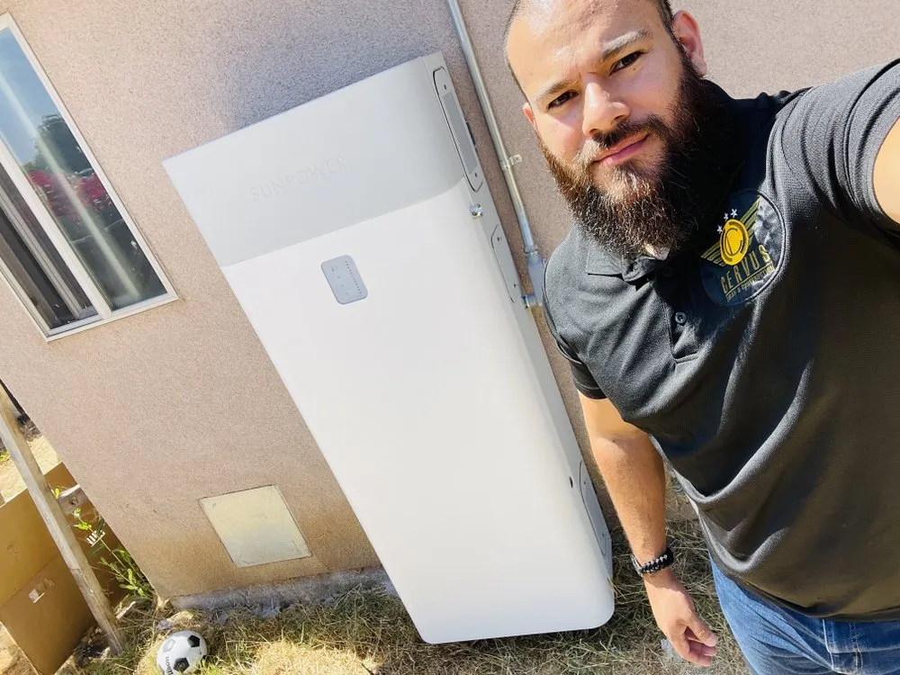 Slide of Cervus Solar & Construction