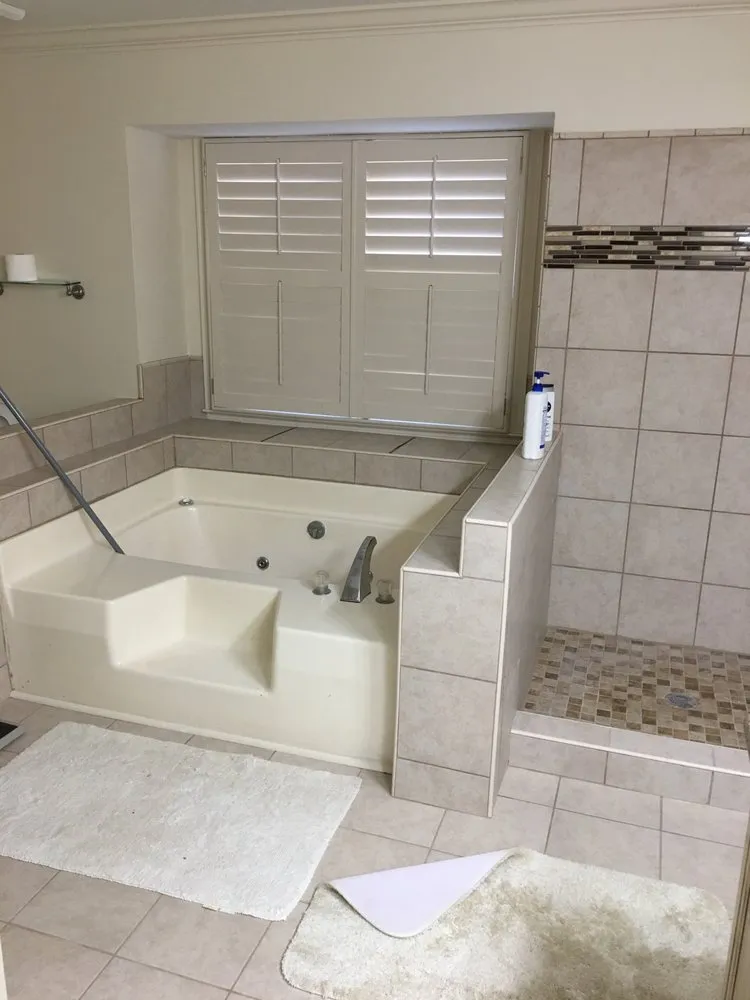 Slide of Cesar Espitia Construction