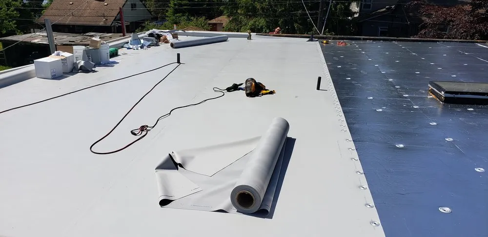 Slide of Cesars Roofing