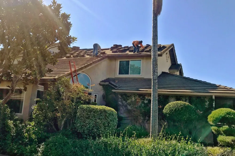 Slide of Ceus Roofing and Painting