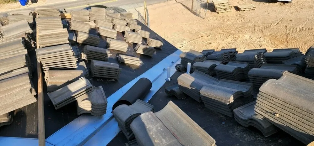 Slide of C&G New Generation Roofing