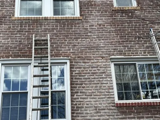 CH Construction Logo