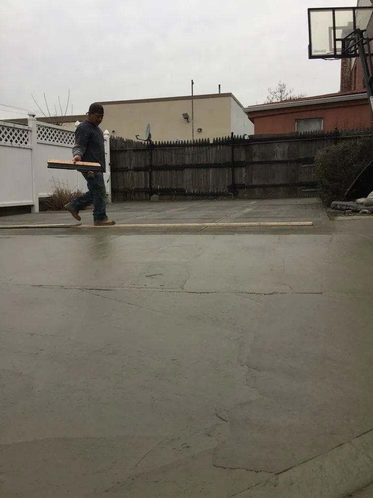 Slide of CH construction USA Corporation